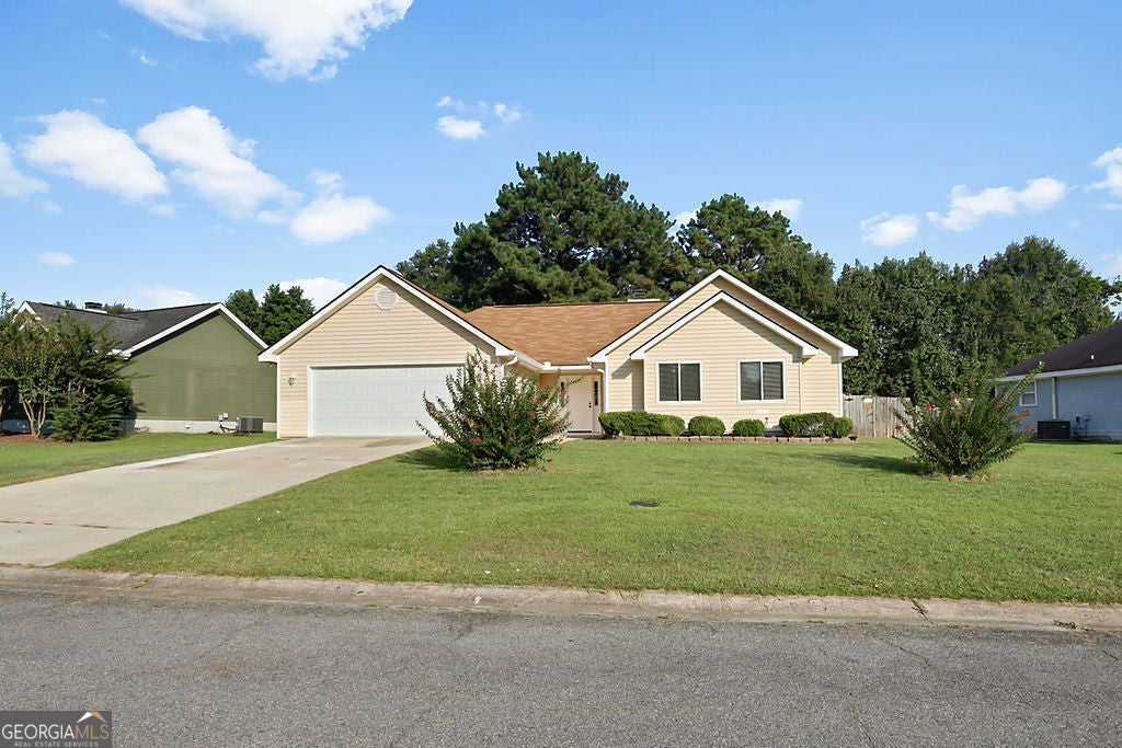 Photo of 731 Gateway Drive, Bonaire, GA 31005 (MLS # 10849881)
