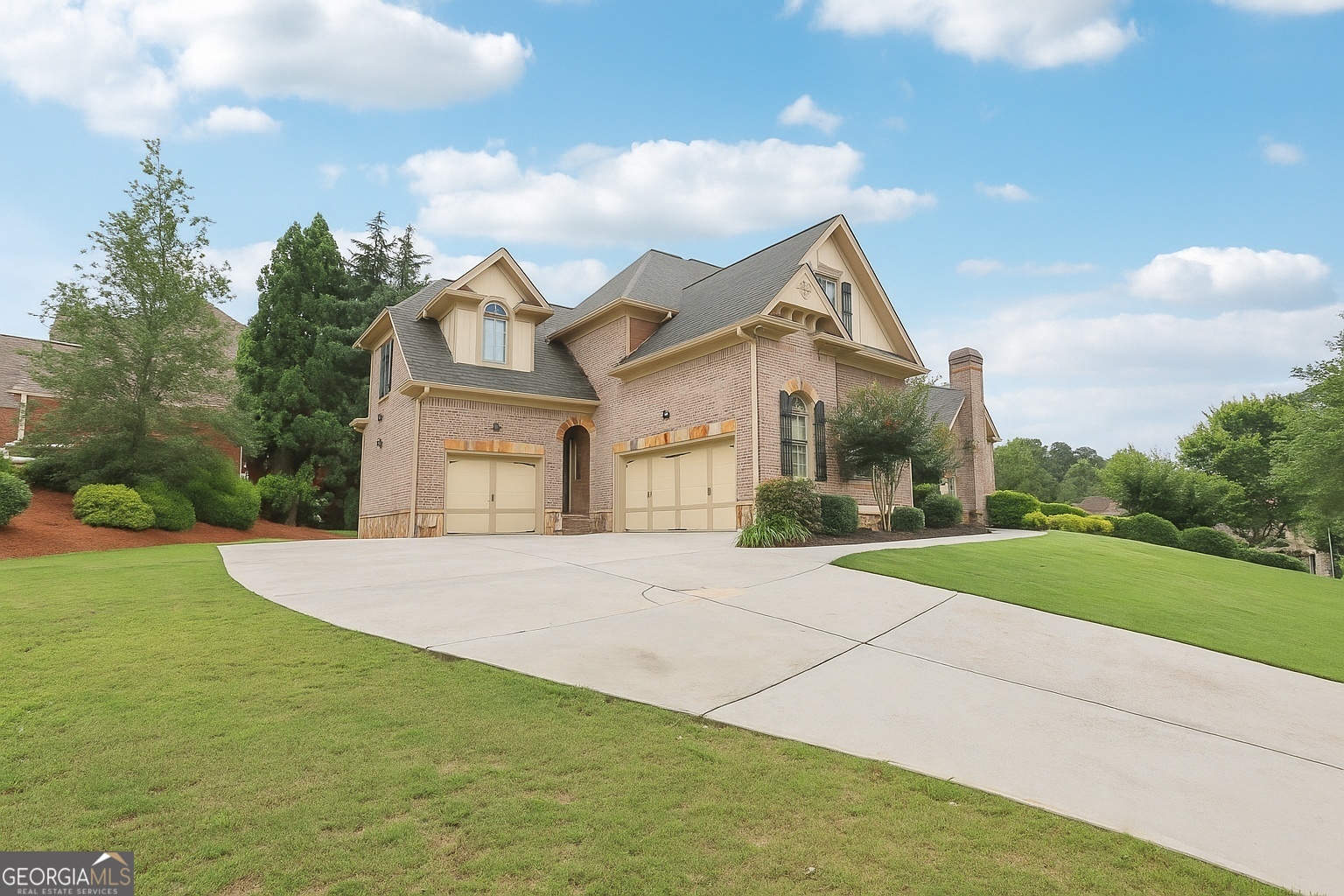 3099 Hidden Falls DR