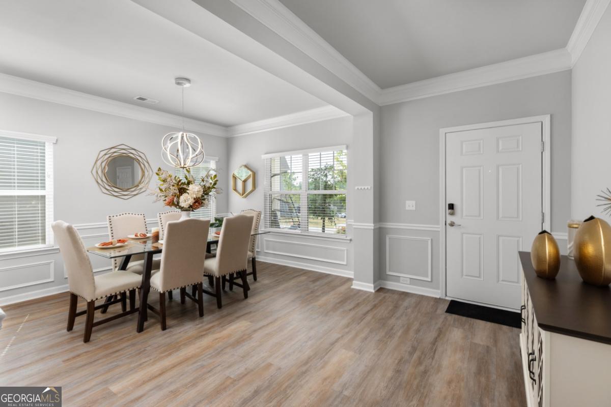 1215 Campbell Pine TRL