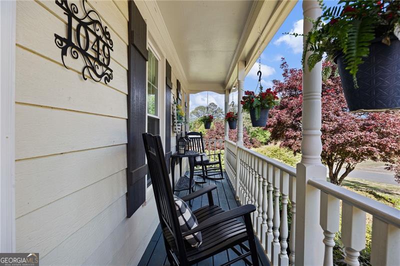 1049 Fairwood RUN NW