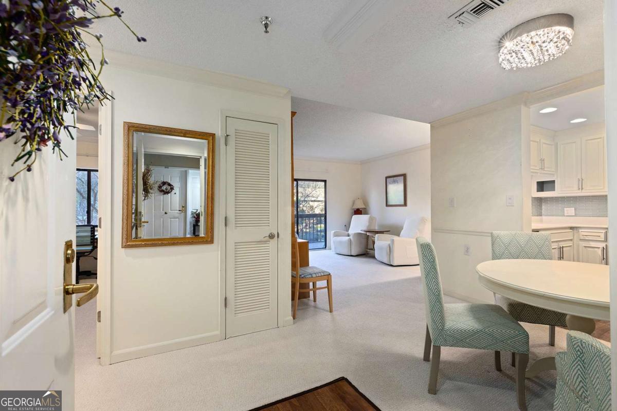 1800 Clairmont LK A209