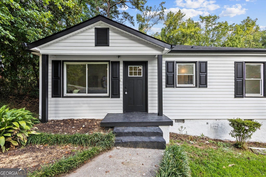 Photo of 6275 Bennett Ln Sw, Mableton, GA 30126 (MLS # 10836034)