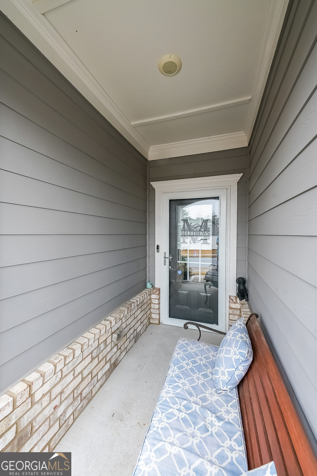 136 Four Seasons BLVD