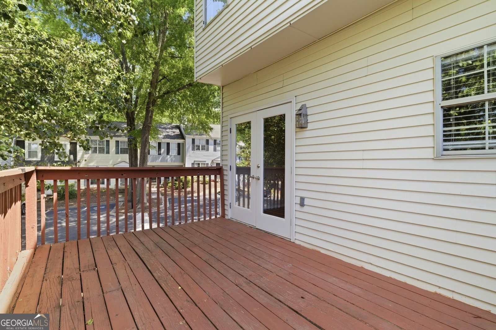 809 Wedgewood WAY