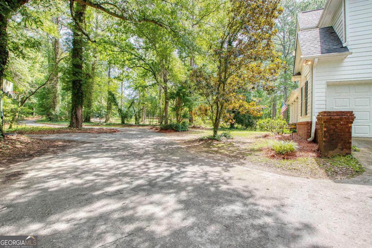 205 White RD