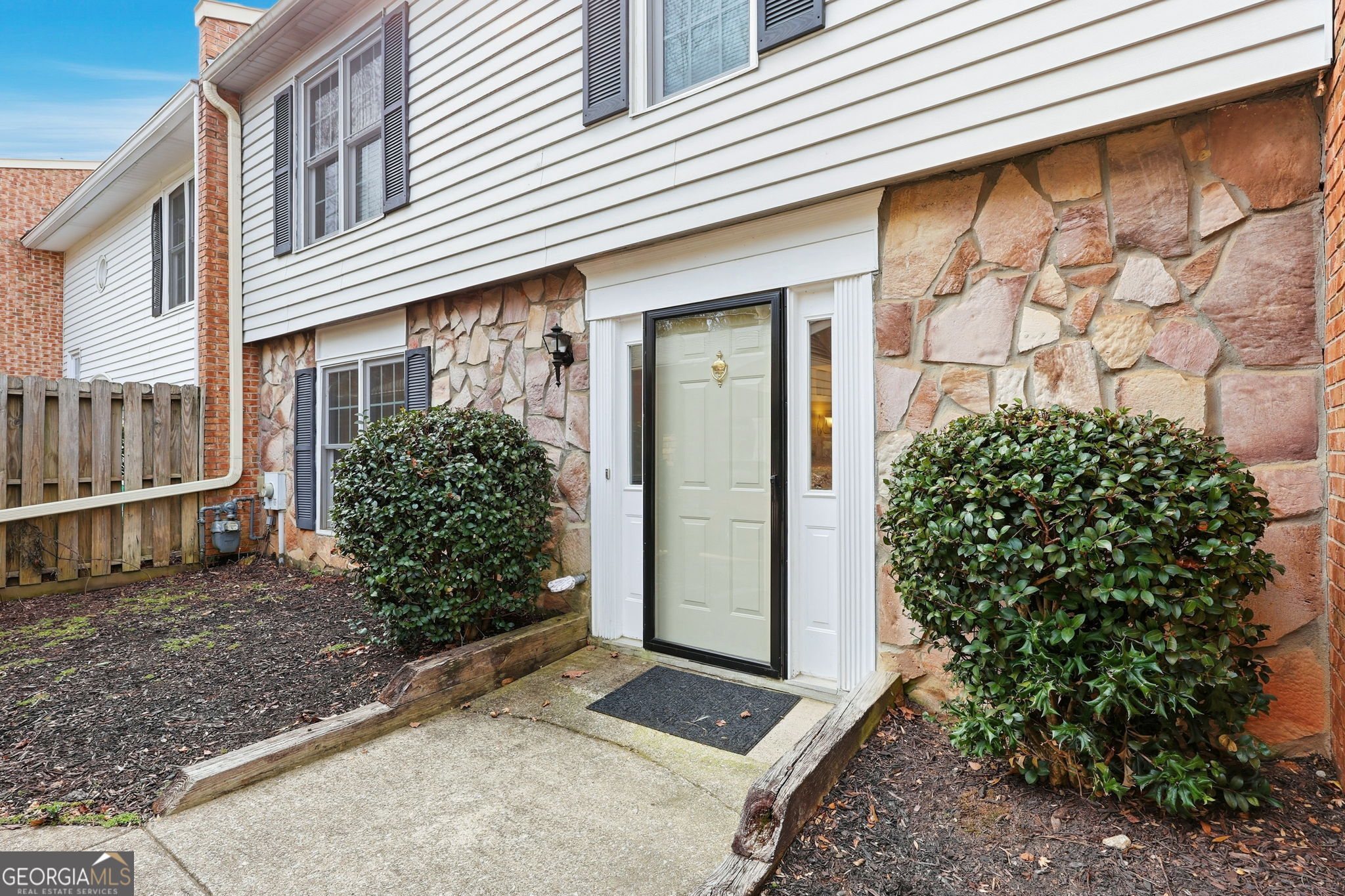 6500 Gaines Ferry RD I-4