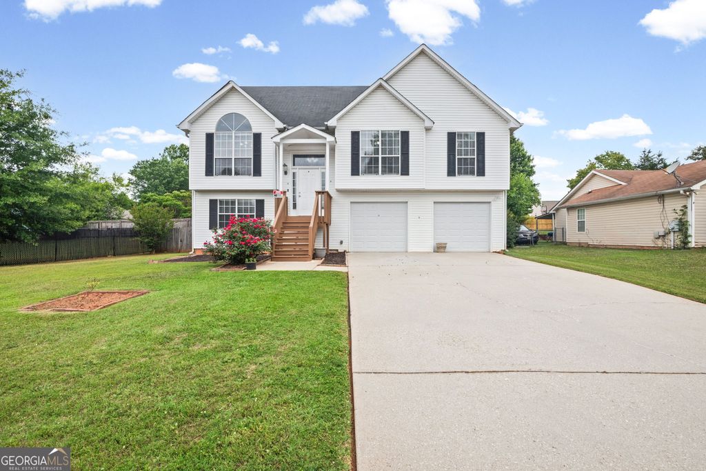 Photo of 2031 Tudor Drive, McDonough, GA 30253 (MLS # 10772629)