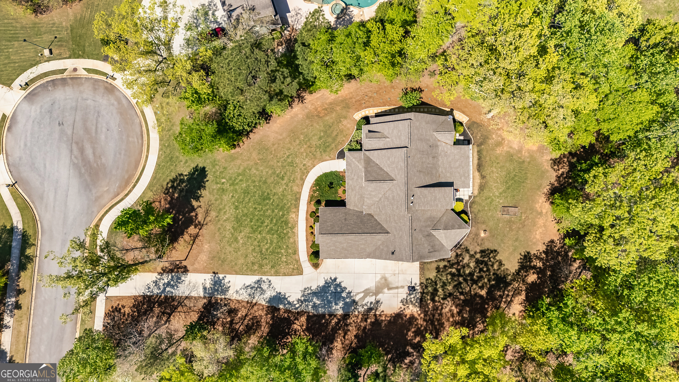 Tyrone, Georgia 30290, United States, 5 Bedrooms Bedrooms, ,5 BathroomsBathrooms,Residential,Pending,109916