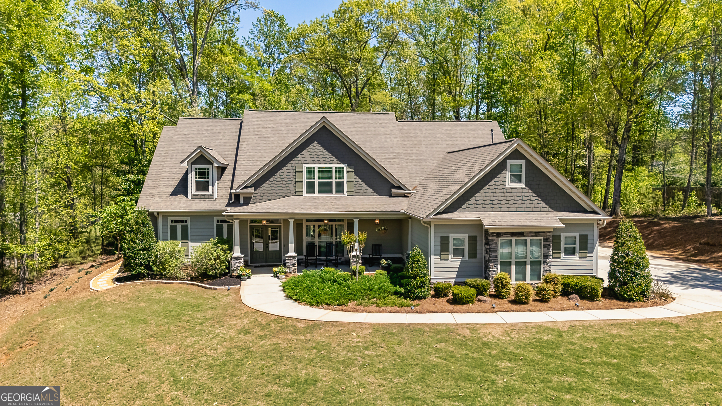 Tyrone, Georgia 30290, United States, 5 Bedrooms Bedrooms, ,5 BathroomsBathrooms,Residential,Pending,109916