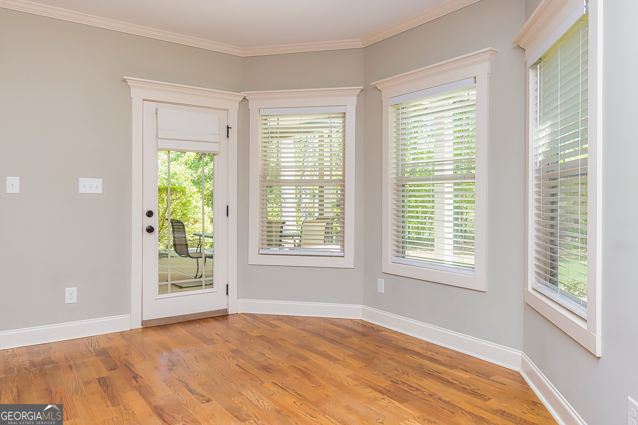 Tyrone, Georgia 30290, United States, 5 Bedrooms Bedrooms, ,5 BathroomsBathrooms,Residential,Pending,109916