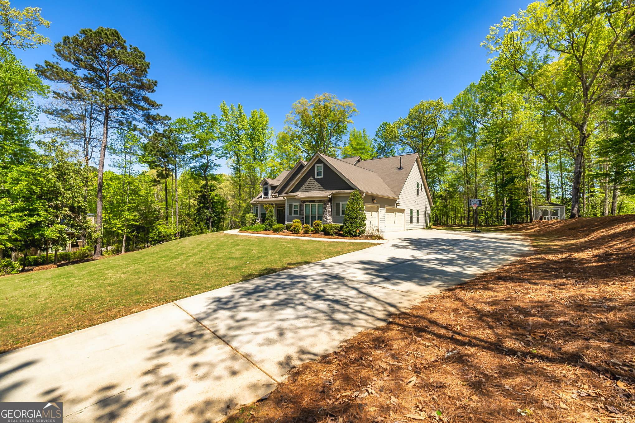 Tyrone, Georgia 30290, United States, 5 Bedrooms Bedrooms, ,5 BathroomsBathrooms,Residential,Pending,109916