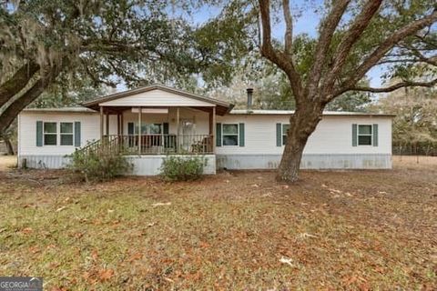 4369 River Road Folkston GA 31537
