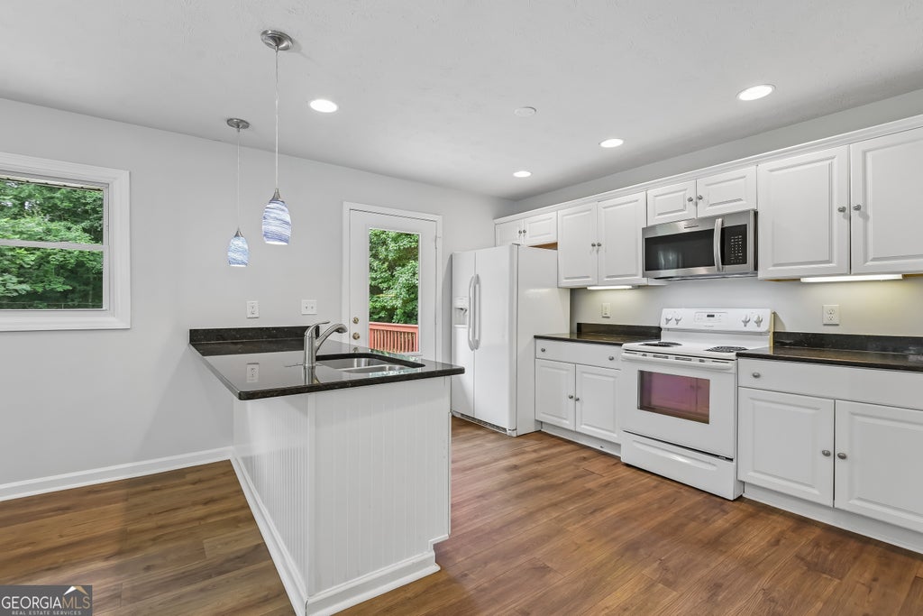 Photo of 103 Marty Lane, Dallas, GA 30132 (MLS # 10807135)