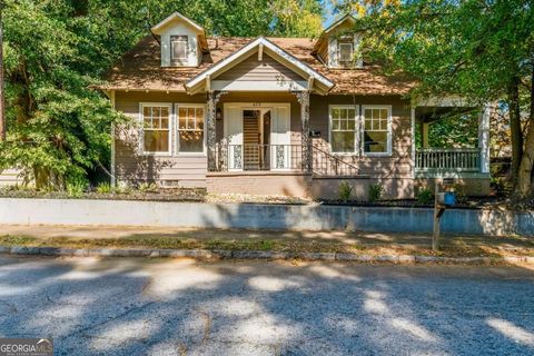 Photo of 673 Pearce Street SW, Atlanta, GA 30310 (MLS # 10755374)