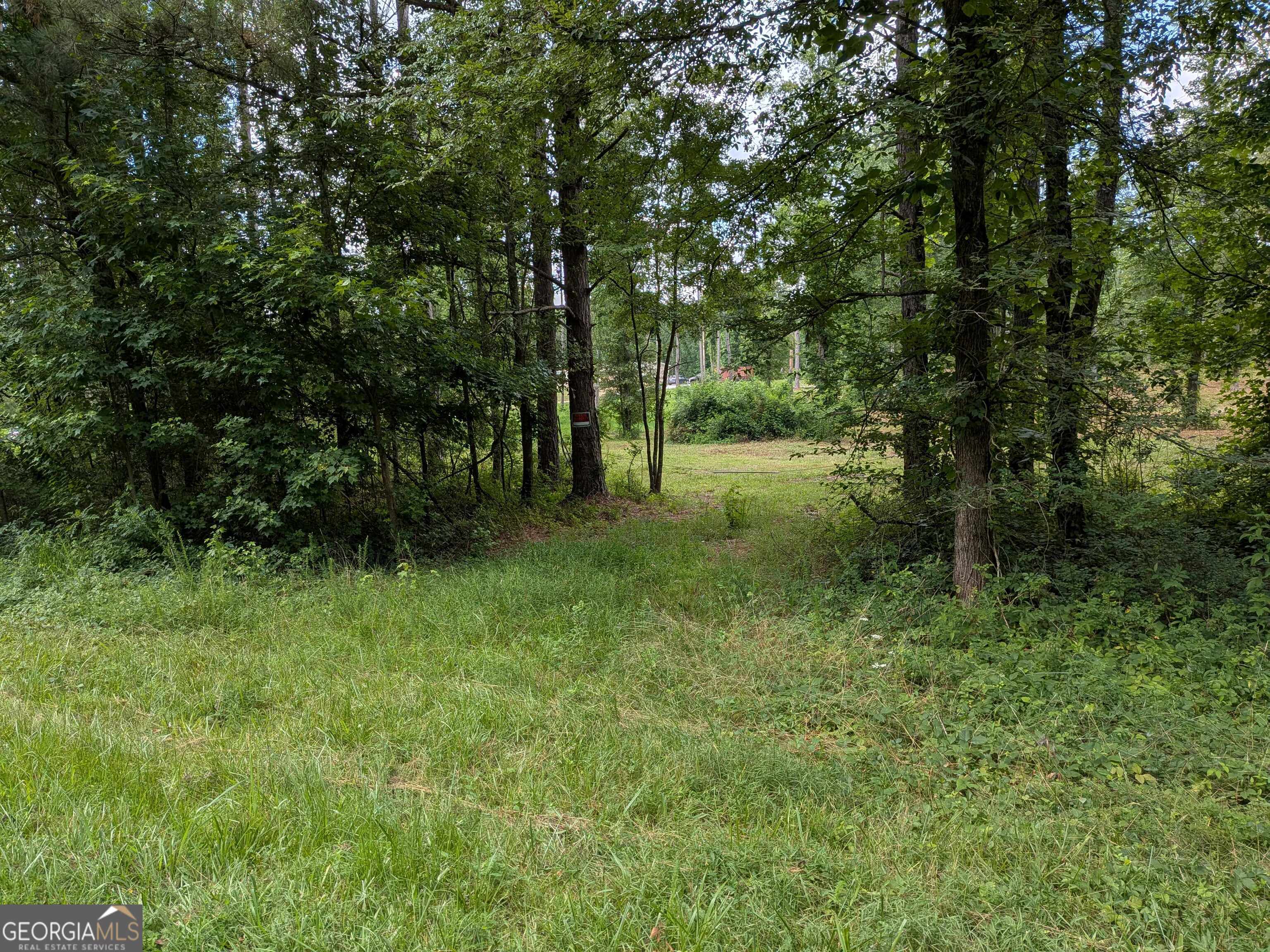 725 Drake Woods RD