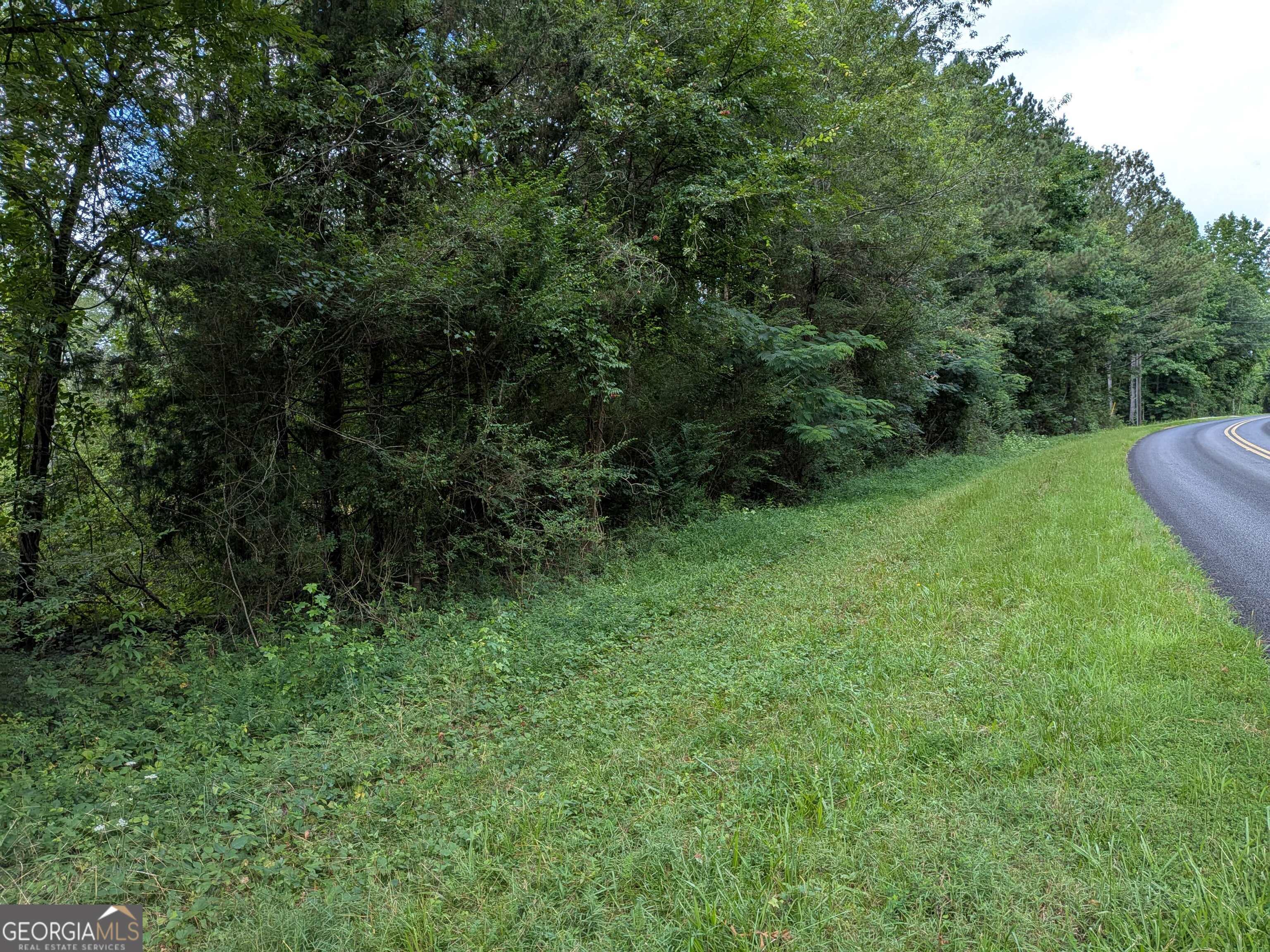 725 Drake Woods RD