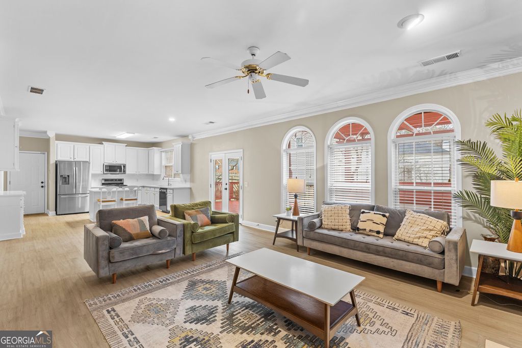 Photo of 305 Kimball Trace, Alpharetta, GA 30022 (MLS # 10673273)