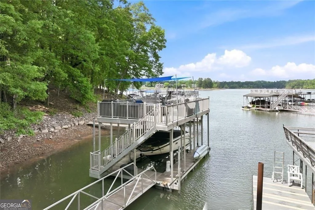 528 Oak Grove Road