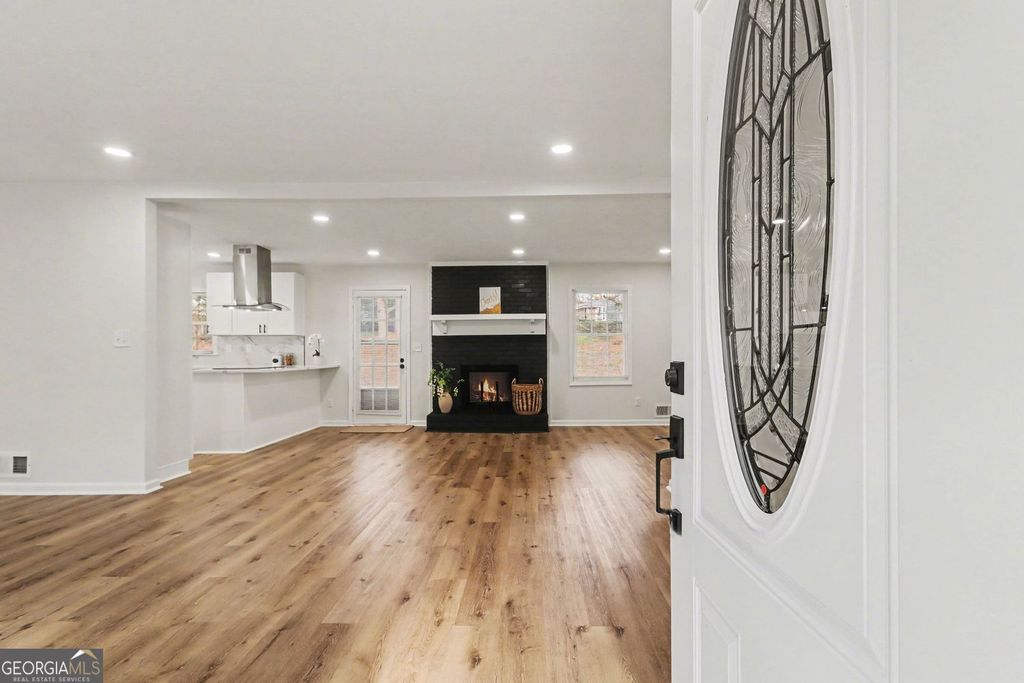 Photo of 2142 Colonial Oak Way SW, Stone Mountain, GA 30087 (MLS # 10712074)