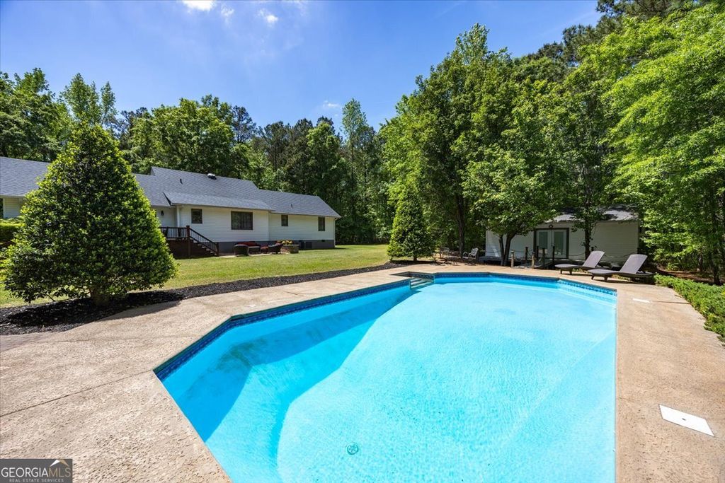 Photo of 348 Craig Road, Forsyth, GA 31029 (MLS # 10738760)