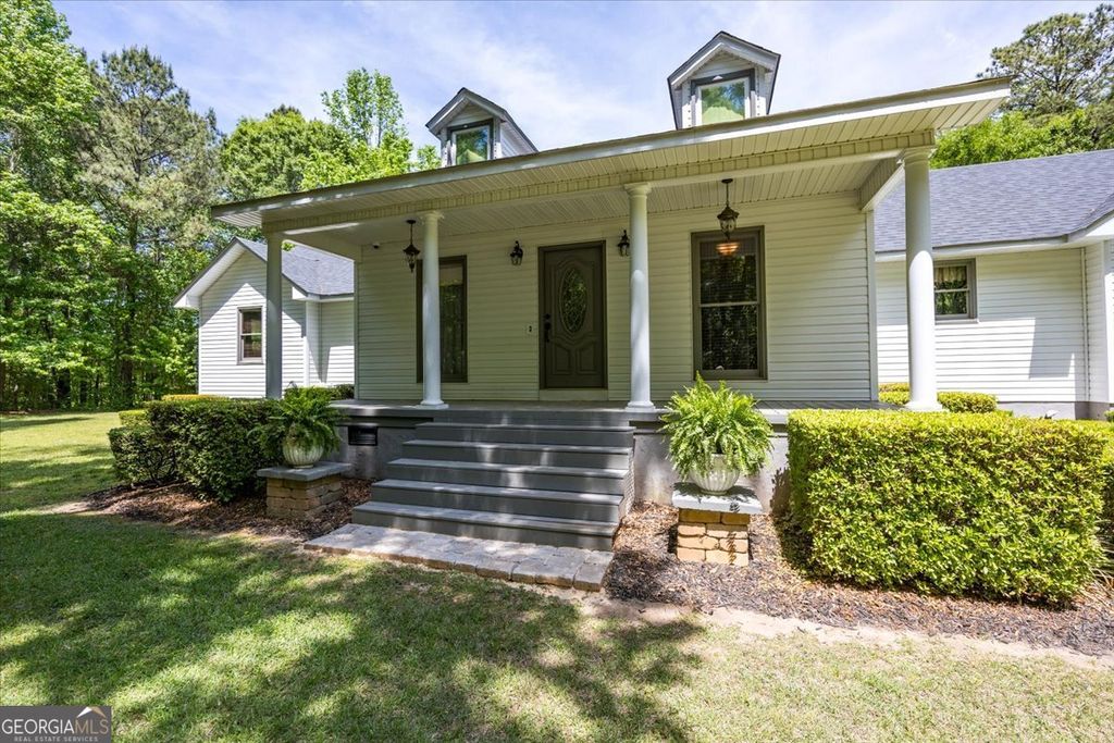 Photo of 348 Craig Road, Forsyth, GA 31029 (MLS # 10738760)
