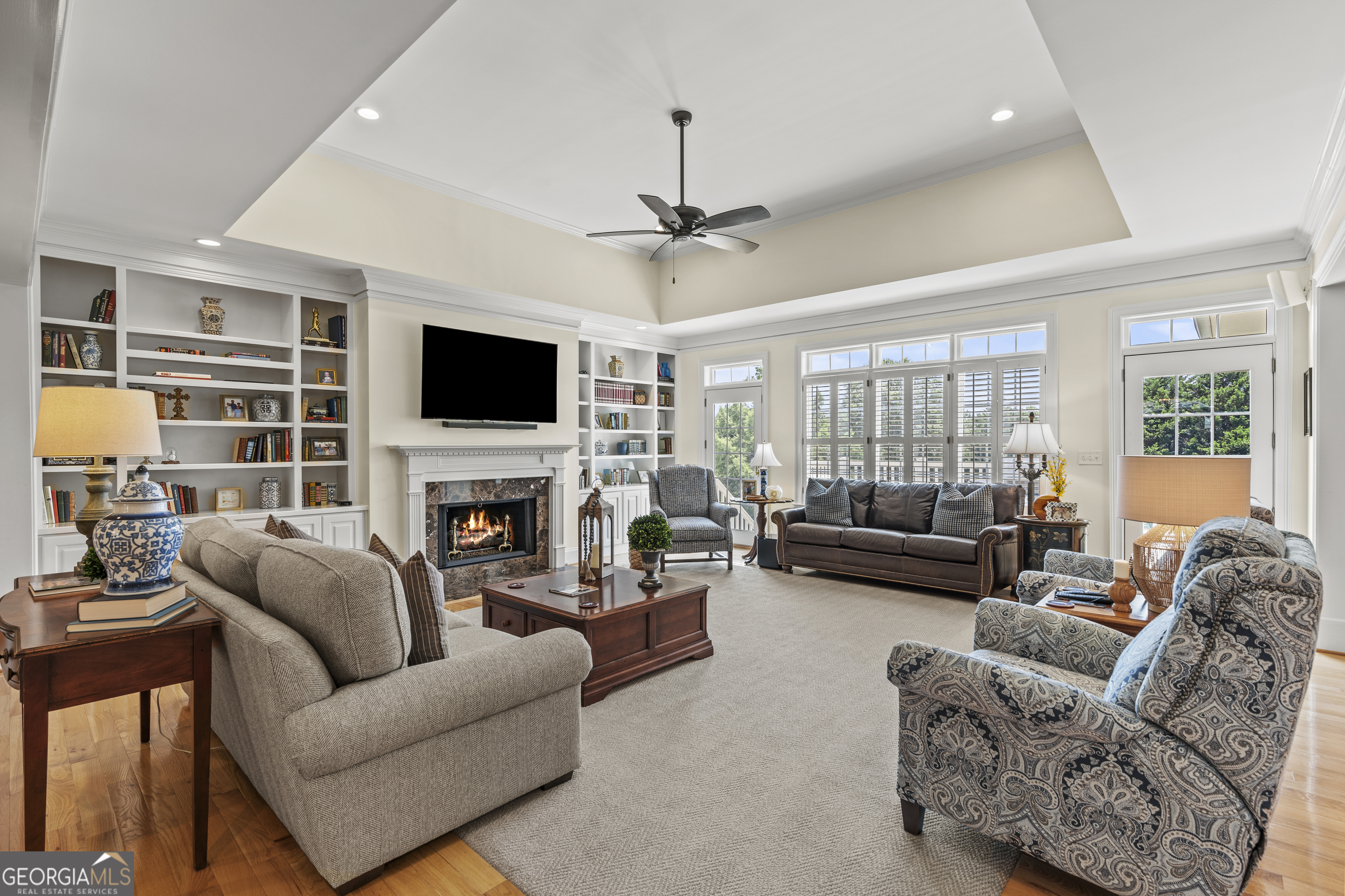 4546 Montclair CIR