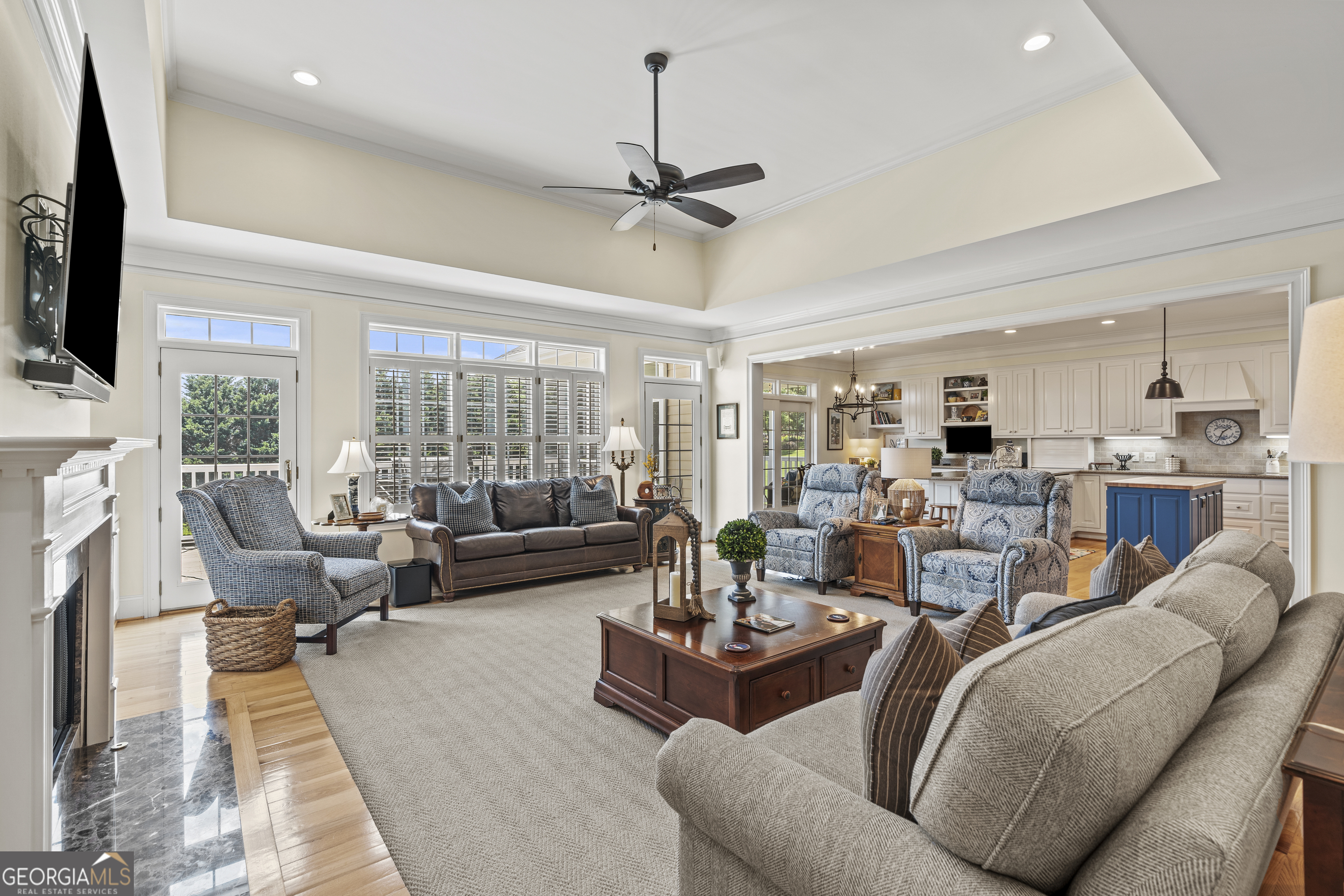 4546 Montclair CIR