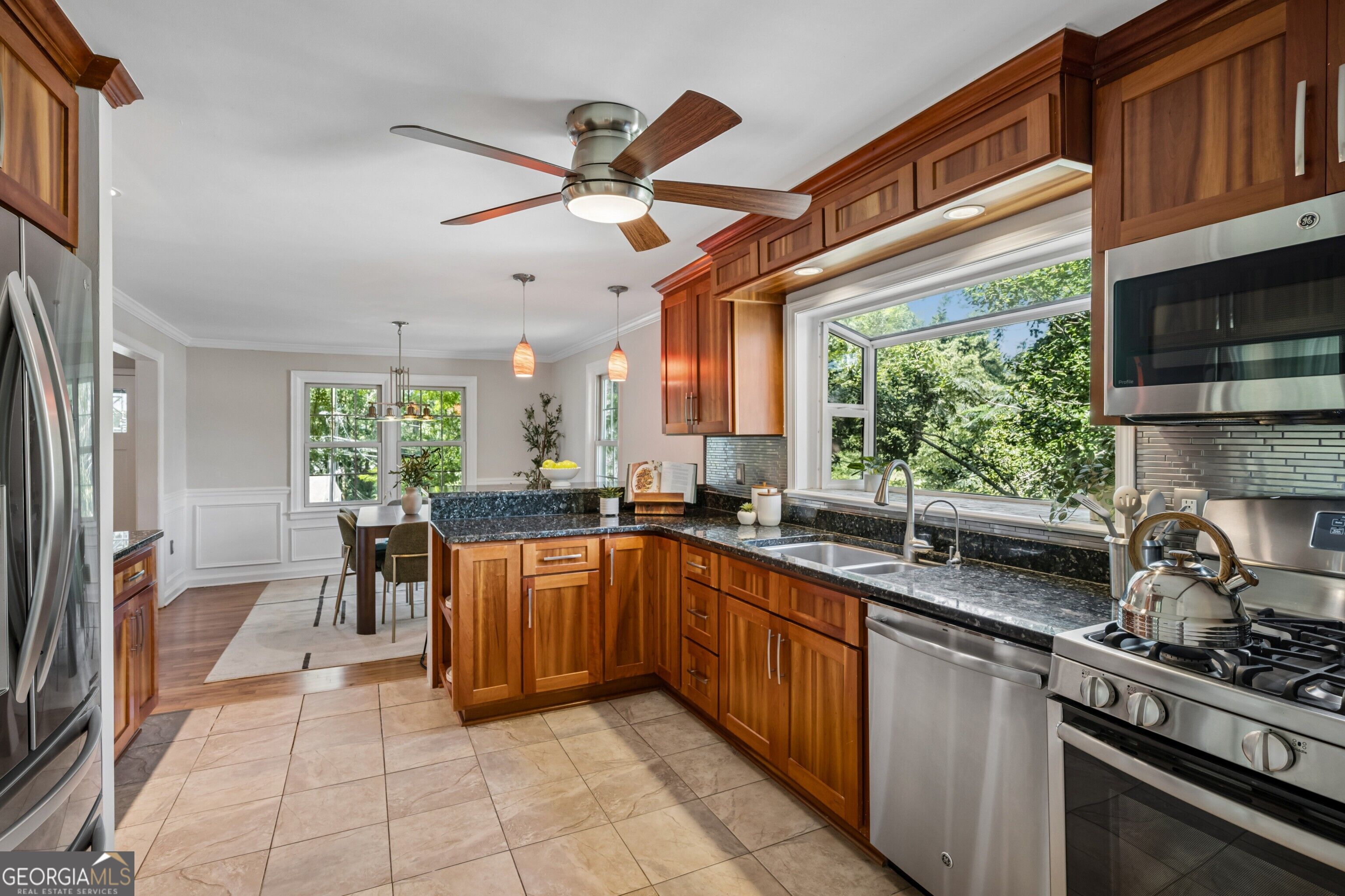 1031 Shepherds LN