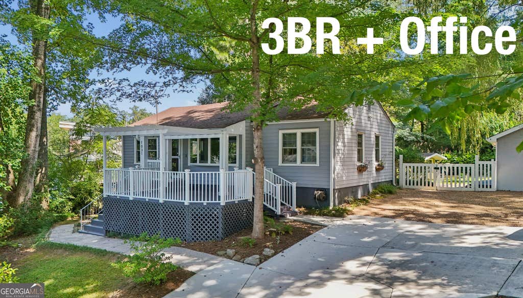 Photo of 1031 Shepherds Lane, Atlanta, GA 30324 (MLS # 10834718)