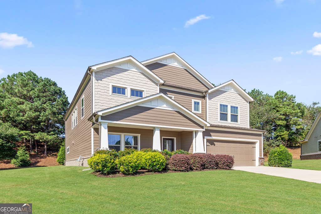 Photo of 40 Lakewood Court SE, Cartersville, GA 30120 (MLS # 10833547)
