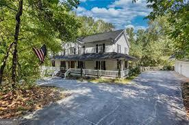 1700 Bailey Creek RD SW