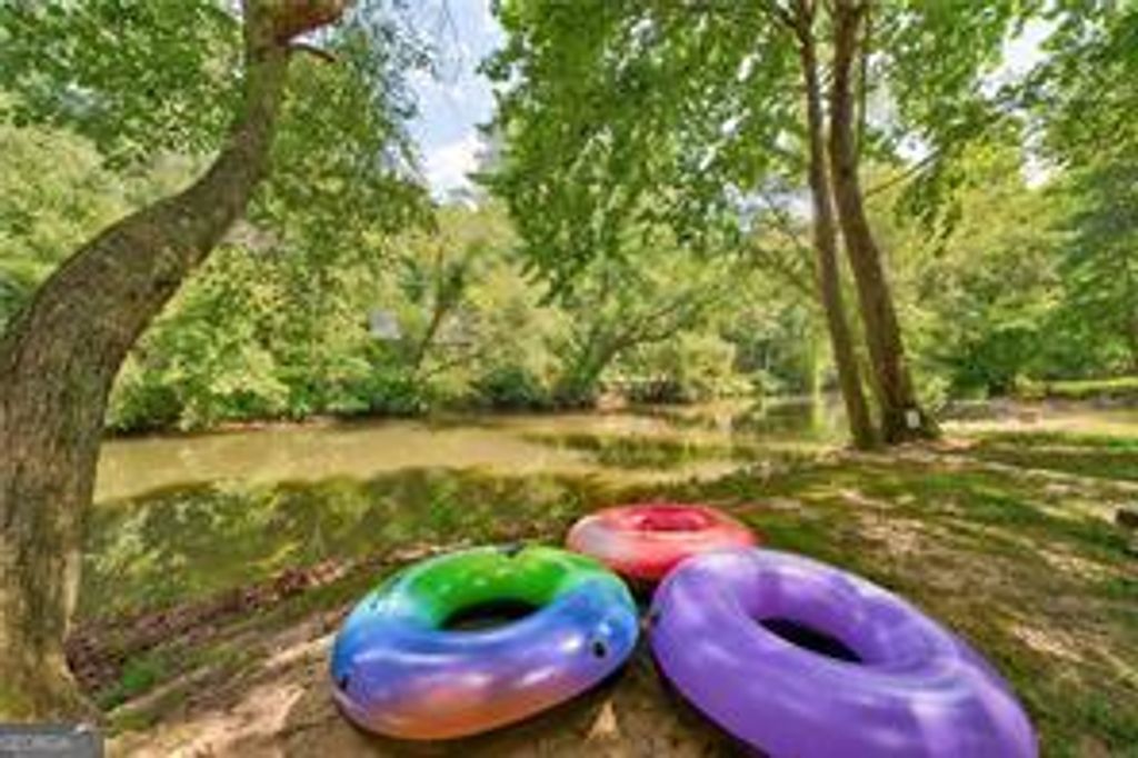 Photo of 46 Floral Court, Ellijay, GA 30540 (MLS # 10676044)