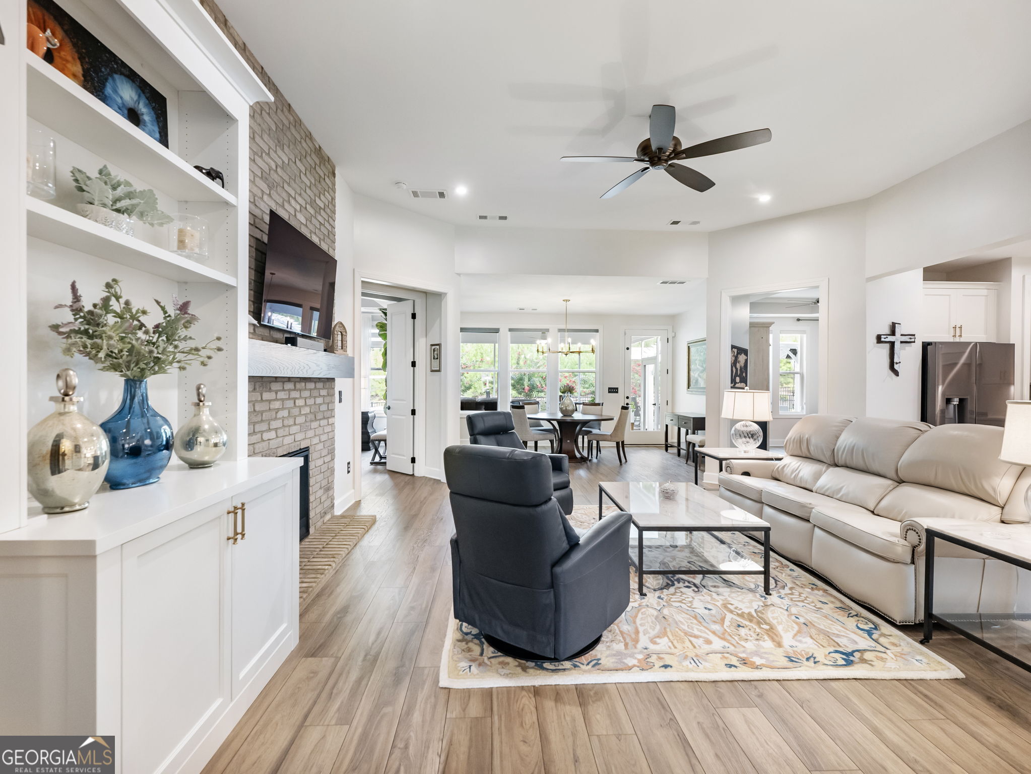 522 Ontario LN