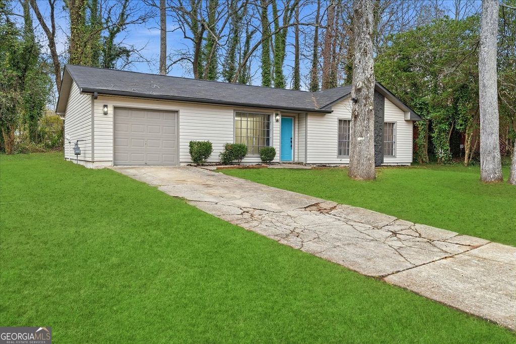 Photo of 8185 Englewood Trail, Riverdale, GA 30274 (MLS # 10676096)