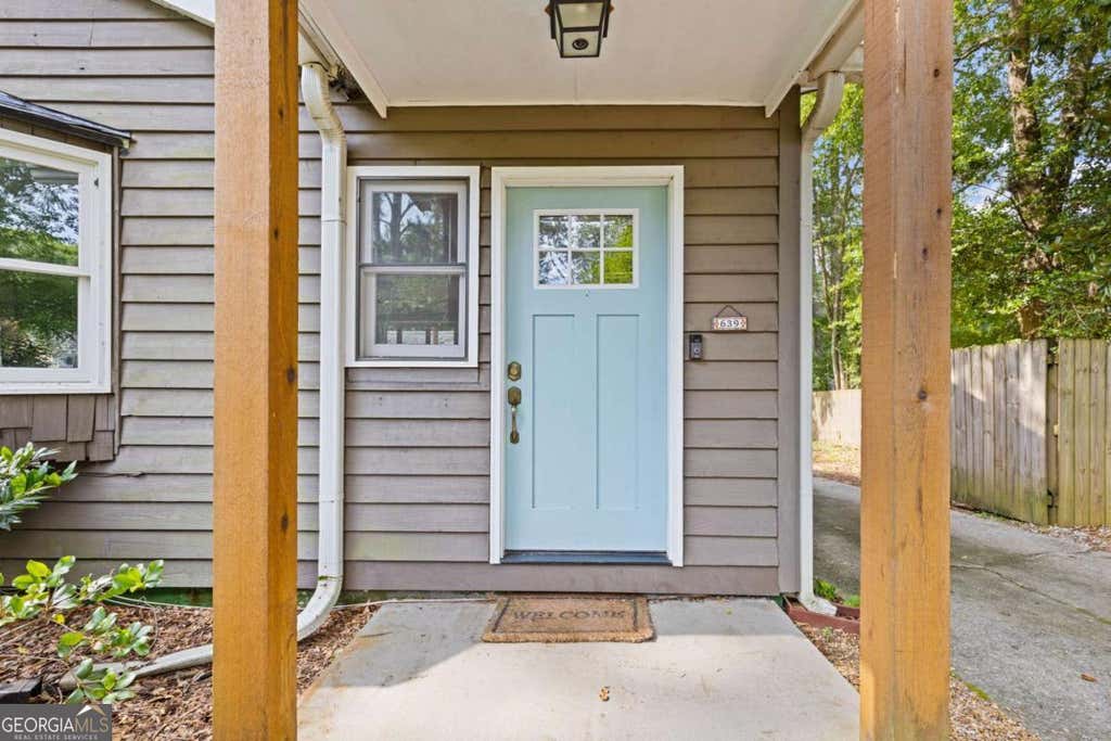 Photo of 639 Scott Circle, Decatur, GA 30033 (MLS # 10785339)
