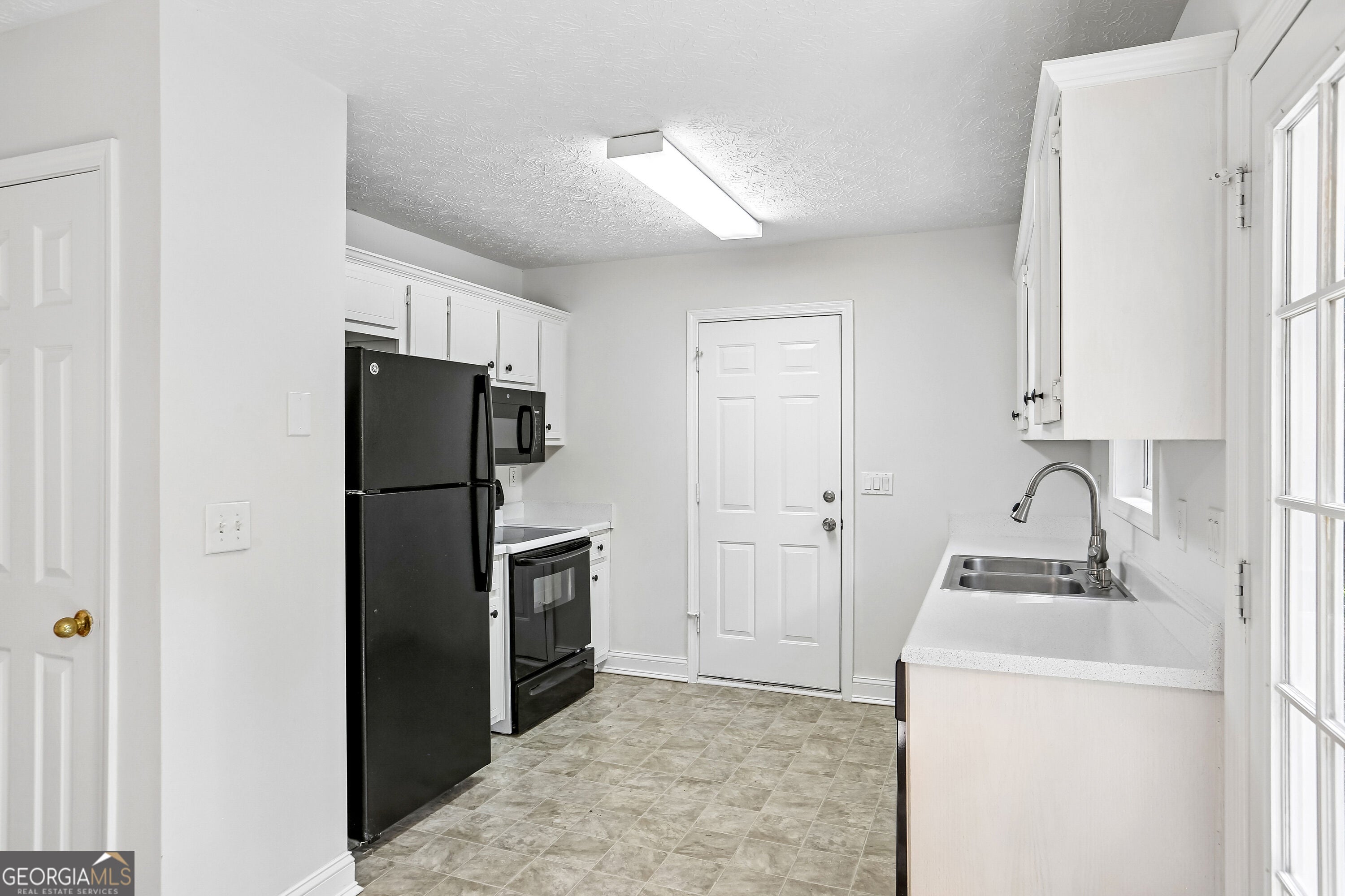 5511 Pond Mill CT