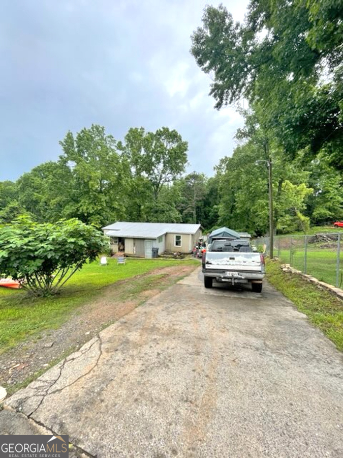 48 Twin Oaks CT