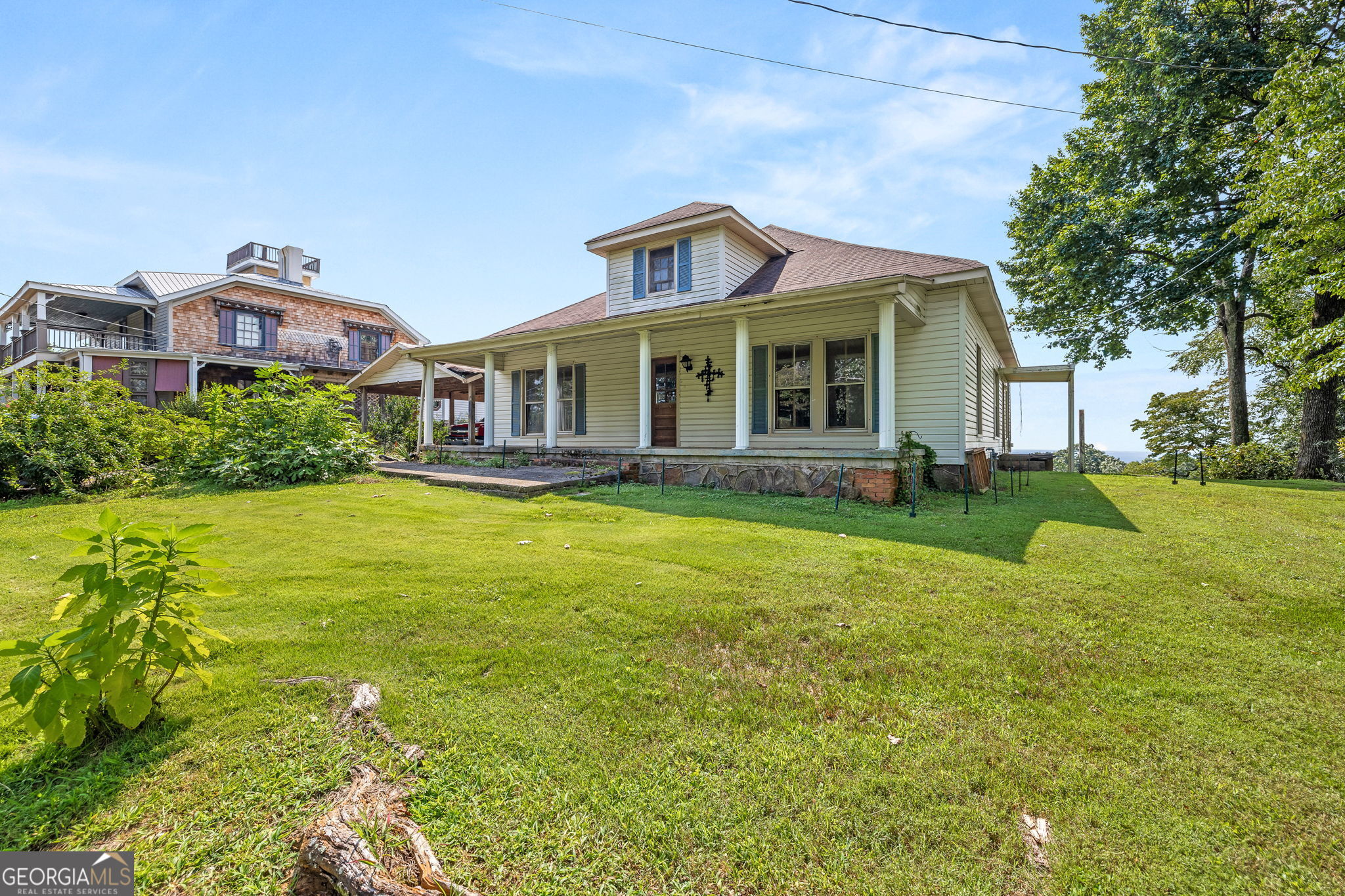 684 Grandview AVE