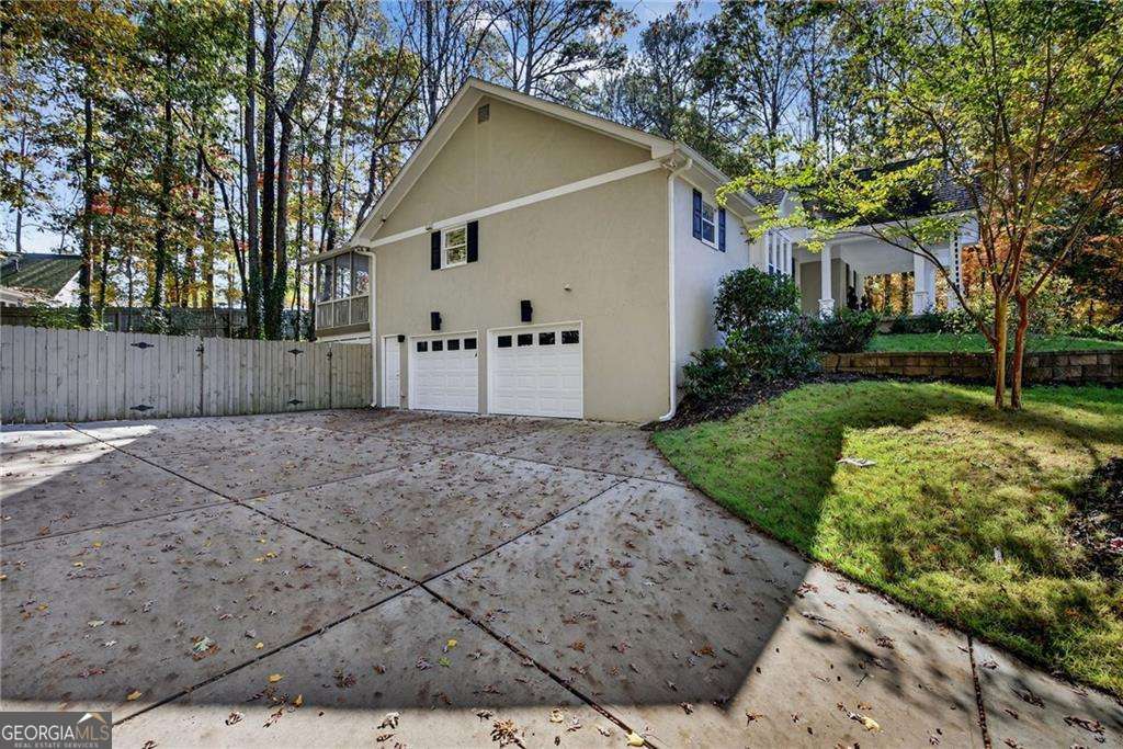 5197 Forest Brook PKWY