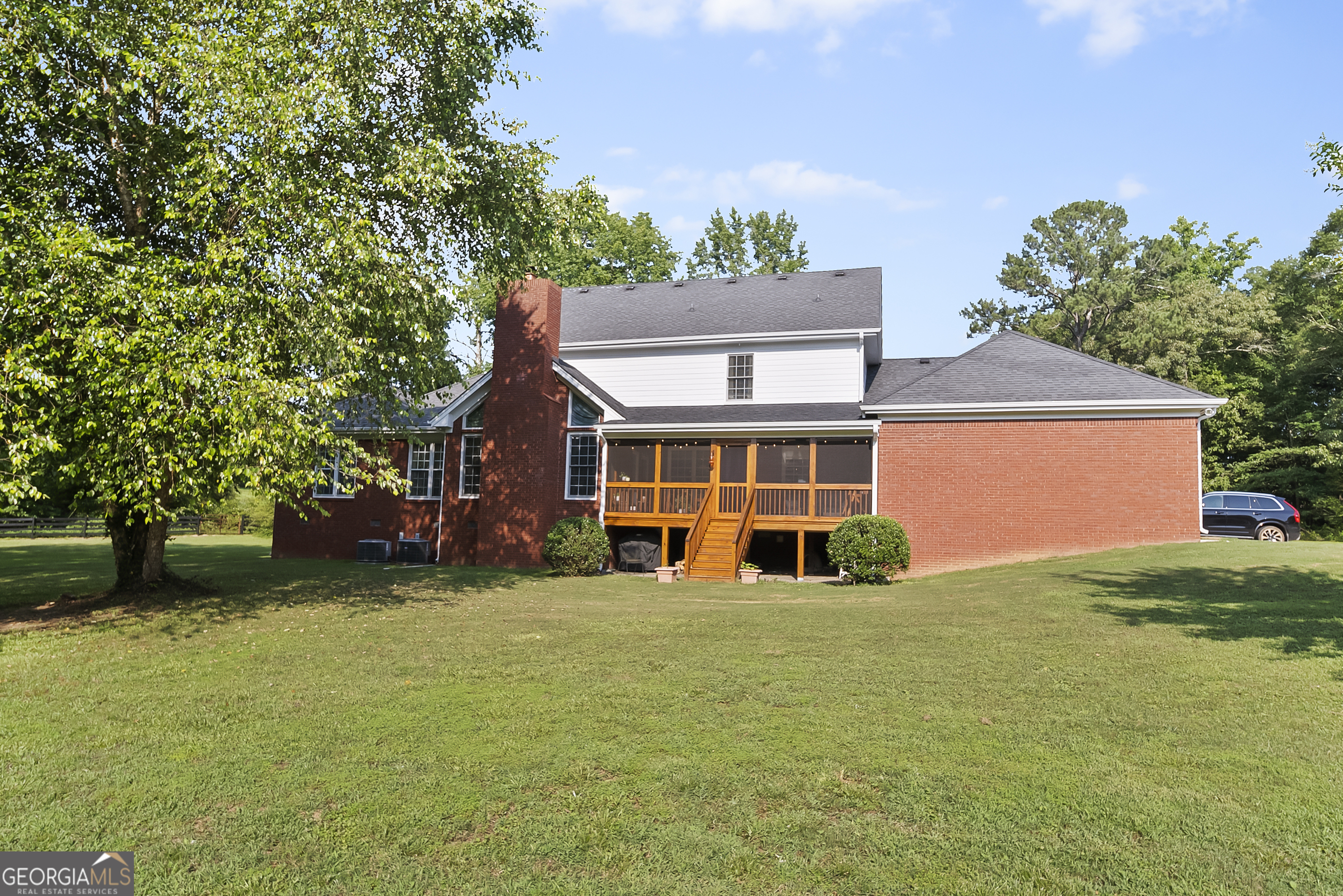 2055 SW Smyrna RD