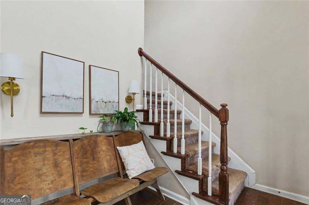 1080 Olde Roswell GRV