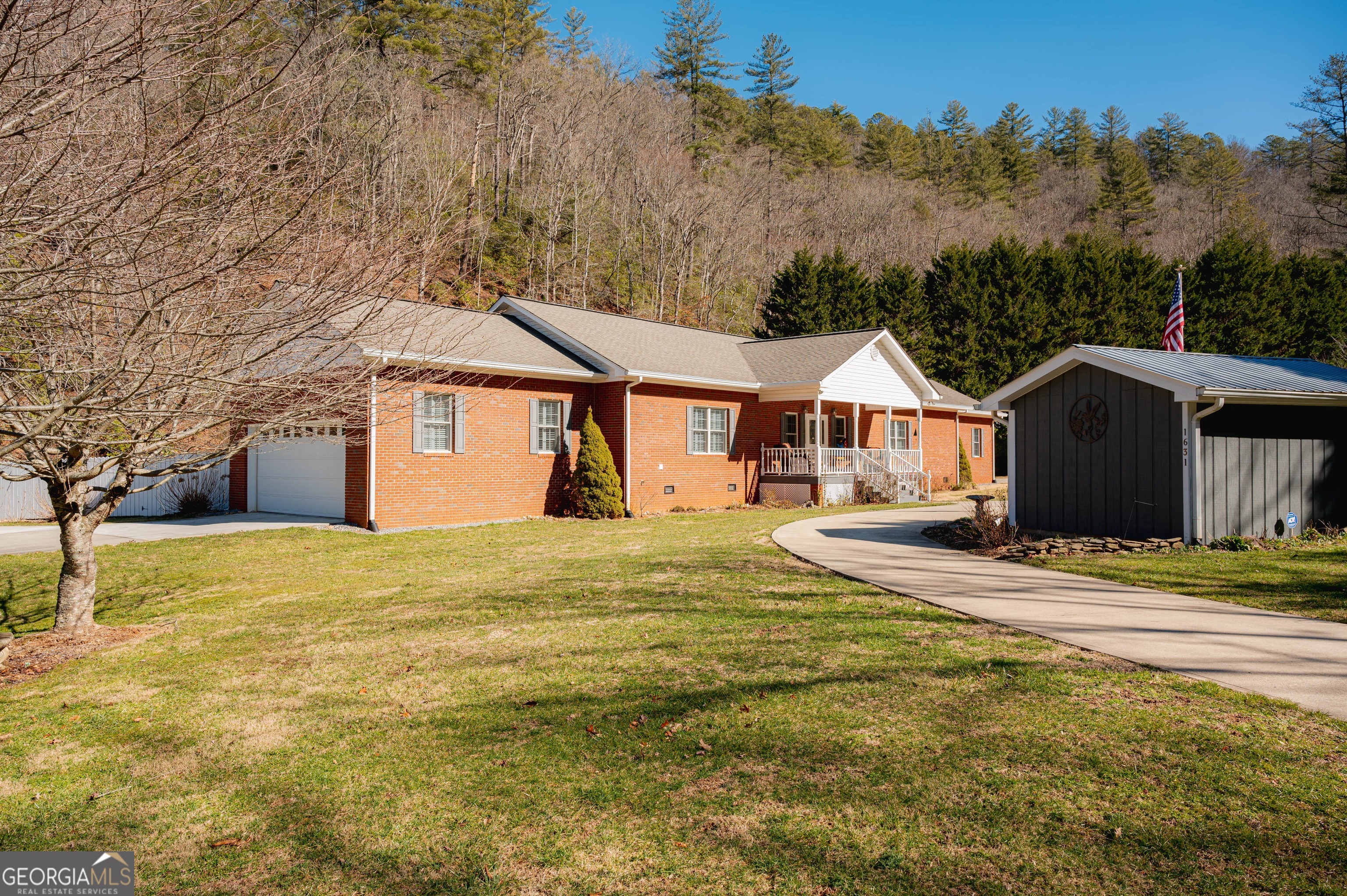 1631 Moody HOLW