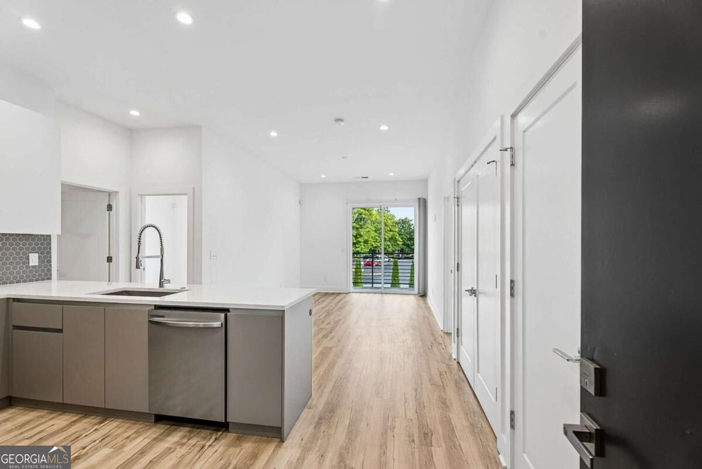 Photo of 1155 Custer Avenue SE #202, Atlanta, GA 30316 (MLS # 10871989)