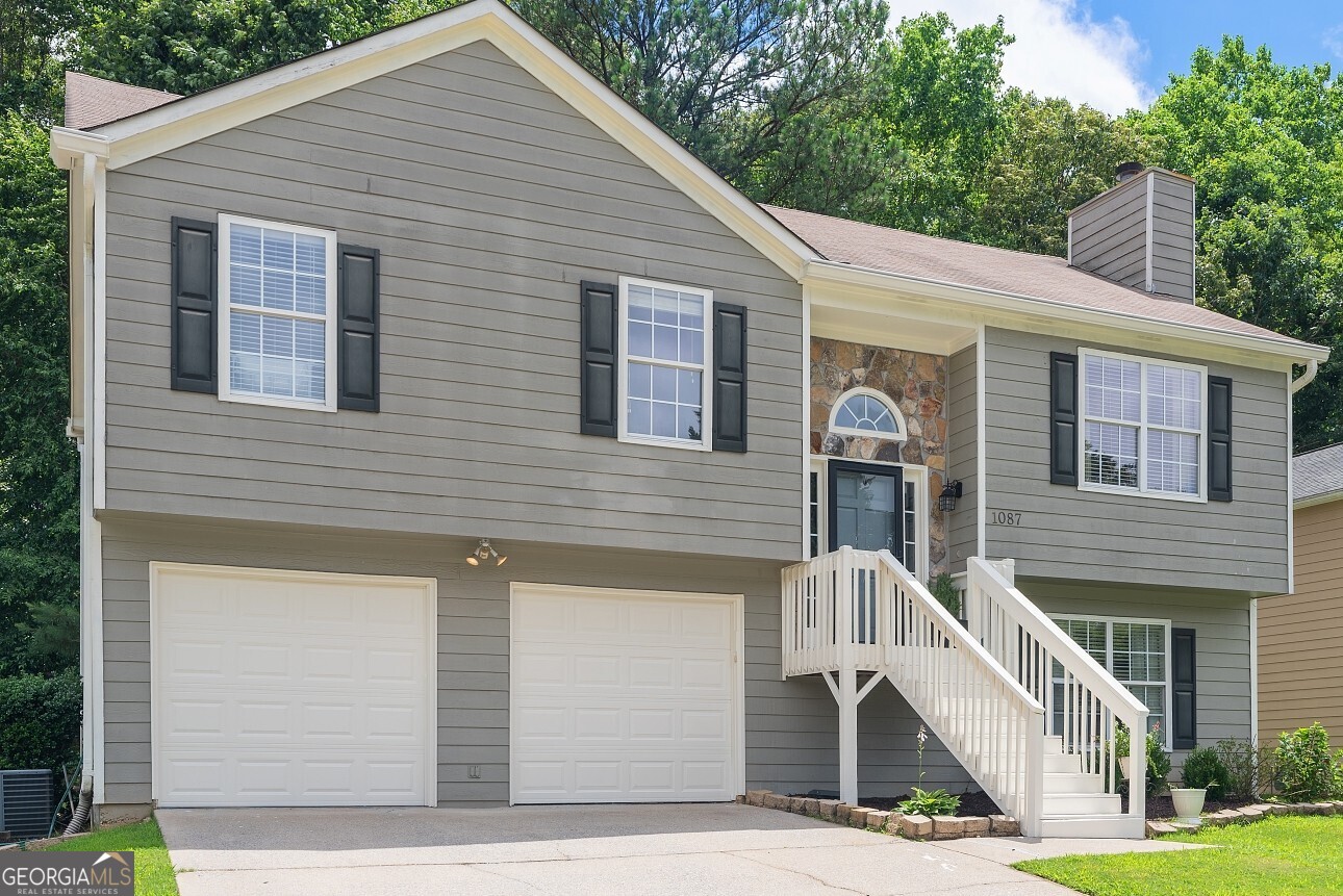 1087 Berkley DR SE
