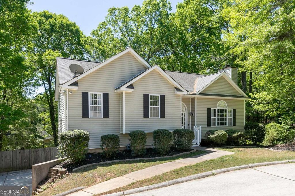 Photo of 9420 Poole Road, Villa Rica, GA 30180 (MLS # 10737146)