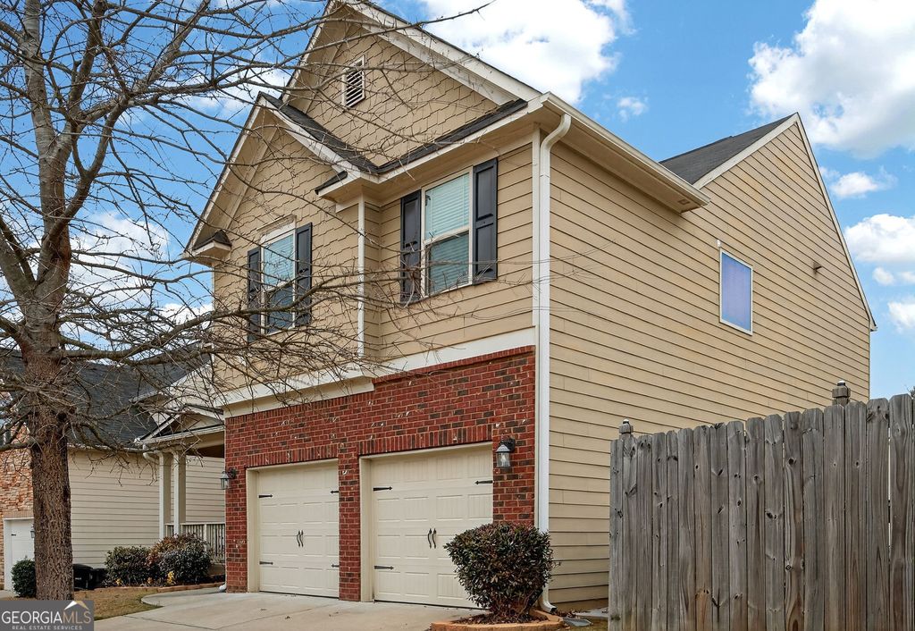 Photo of 1241 Silvercrest Court, Powder Springs, GA 30127 (MLS # 10724709)