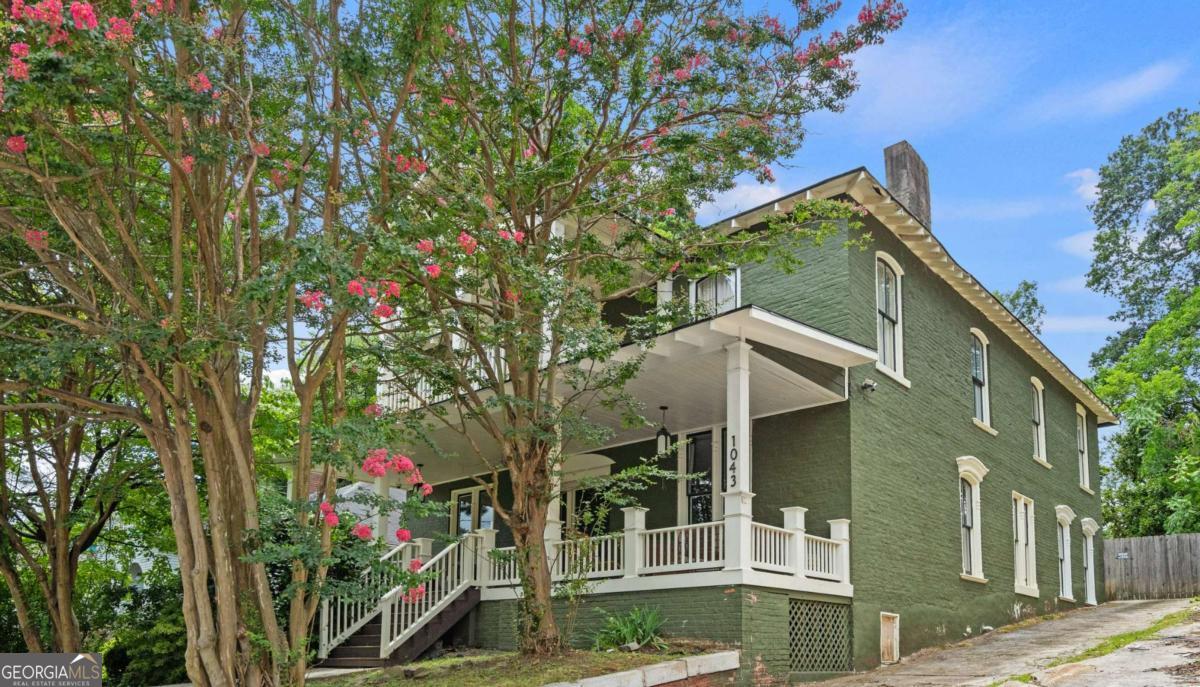 1043 METROPOLITAN PKWY SW
