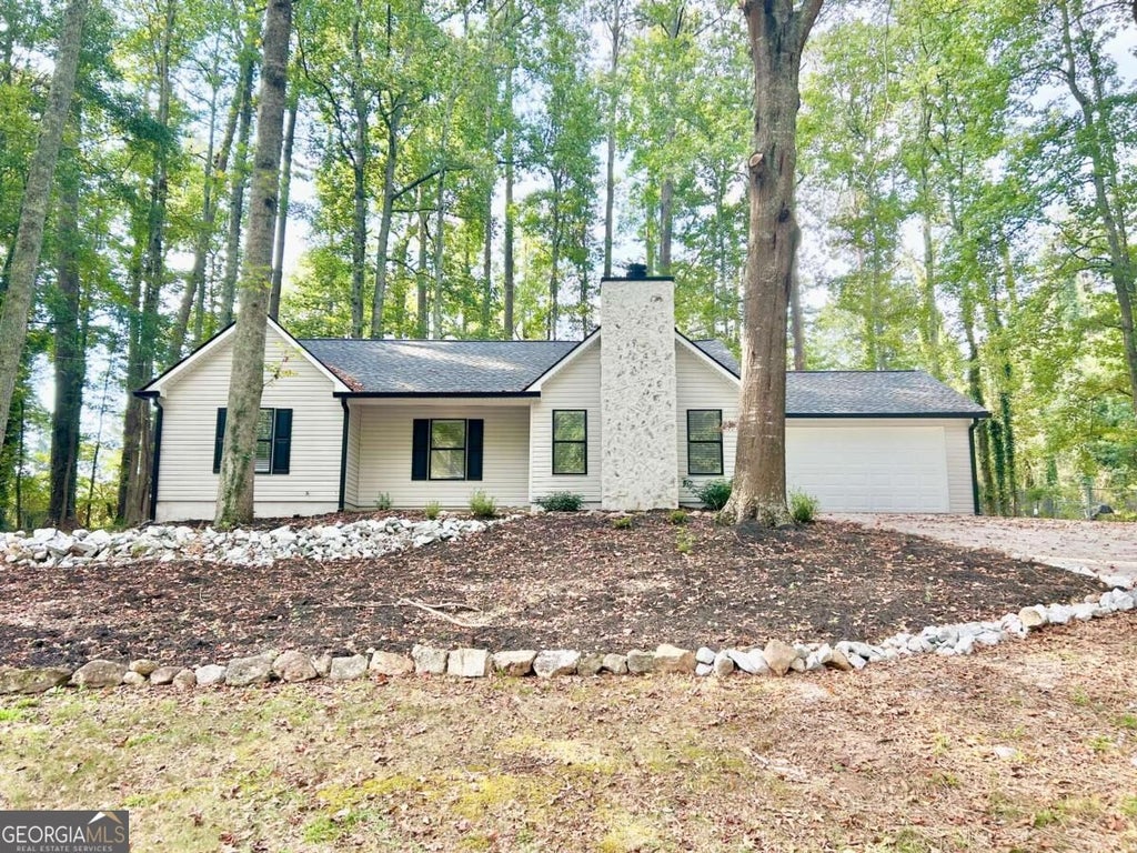 Photo of 160 Running Bear Trail, Fayetteville, GA 30214 (MLS # 10856010)