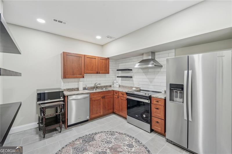 Crabapple North - Residential