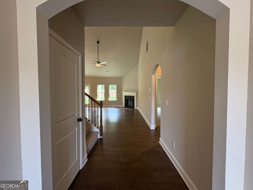 Photo of 1036 Lakeviewe Oaks Court #21-B, Grayson, GA 30017 (MLS # 10759974)